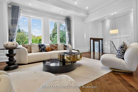 Photo 7 at 26 Madawaska Avenue, Newtonbrook East, Toronto