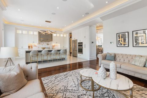 Photo 21 at 26 Madawaska Avenue, Newtonbrook East, Toronto