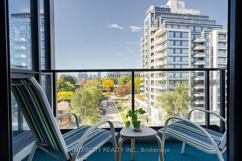 Photo 12 at 525 - 2885 Bayview Avenue, Bayview Village, Toronto