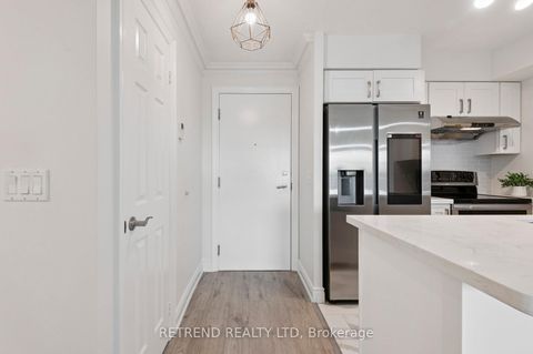 Photo 1 at 411 - 15 Greenview Avenue, Newtonbrook West, Toronto