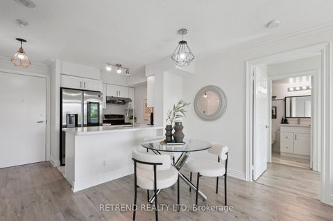 Photo 14 at 411 - 15 Greenview Avenue, Newtonbrook West, Toronto