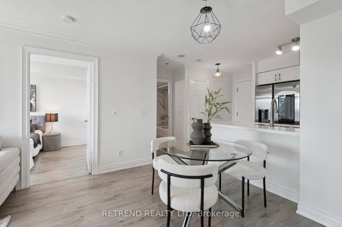 Photo 17 at 411 - 15 Greenview Avenue, Newtonbrook West, Toronto