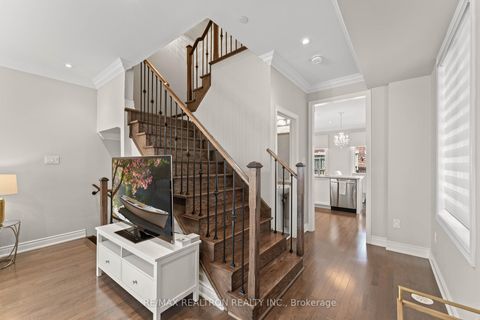 Photo 7 at 30 - 1331 Major Mackenzie Drive, Patterson, Vaughan