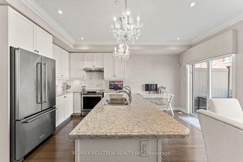 Photo 9 at 30 - 1331 Major Mackenzie Drive, Patterson, Vaughan