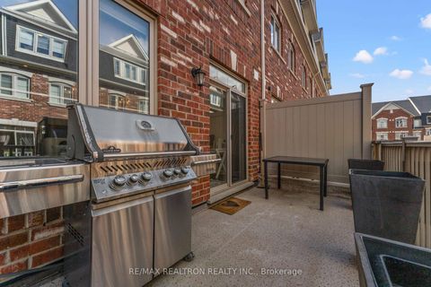 Photo 22 at 30 - 1331 Major Mackenzie Drive, Patterson, Vaughan