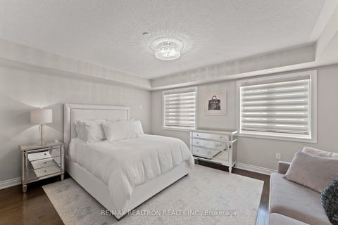 Photo 26 at 30 - 1331 Major Mackenzie Drive, Patterson, Vaughan