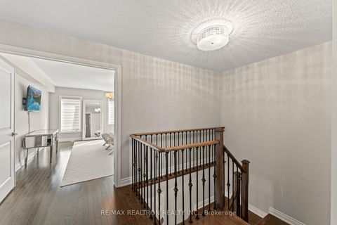 Photo 32 at 30 - 1331 Major Mackenzie Drive, Patterson, Vaughan