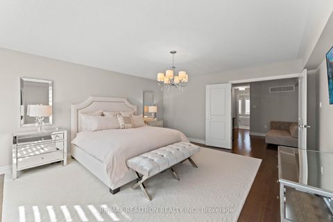 Photo 34 at 30 - 1331 Major Mackenzie Drive, Patterson, Vaughan