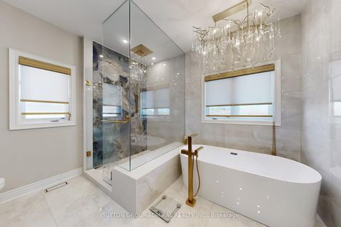 Photo 23 at 37 Cedarpoint Court, Patterson, Vaughan