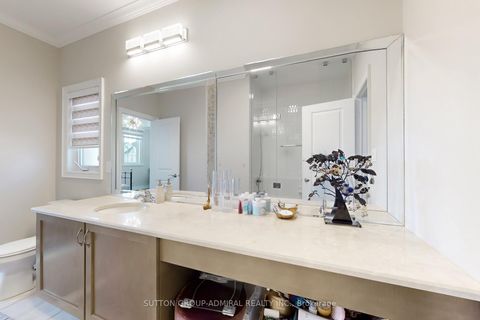 Photo 25 at 37 Cedarpoint Court, Patterson, Vaughan