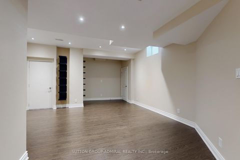 Photo 33 at 37 Cedarpoint Court, Patterson, Vaughan