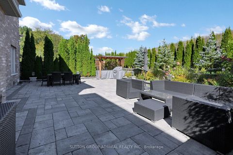 Photo 40 at 37 Cedarpoint Court, Patterson, Vaughan