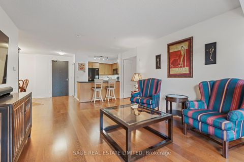 Photo 4 at 318 - 205 The Donway West Road, Don Mills, Toronto