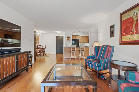 Photo 5 at 318 - 205 The Donway West Road, Don Mills, Toronto