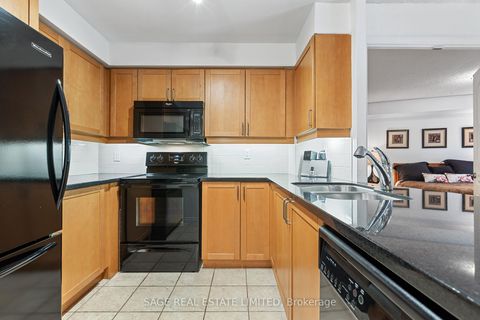 Photo 12 at 318 - 205 The Donway West Road, Don Mills, Toronto