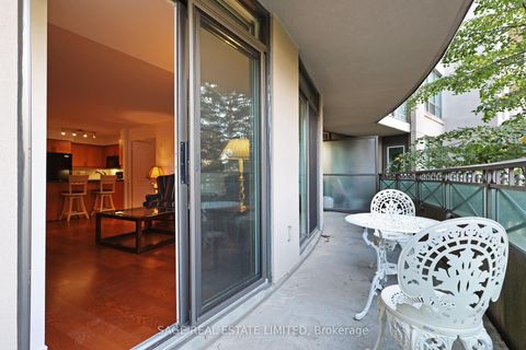 Photo 23 at 318 - 205 The Donway West Road, Don Mills, Toronto