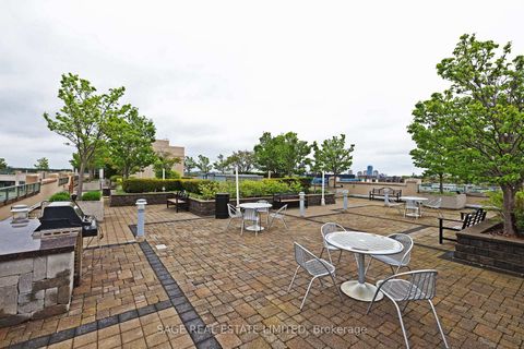 Photo 34 at 318 - 205 The Donway West Road, Don Mills, Toronto