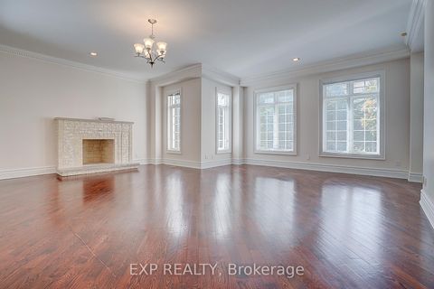 Photo 5 at 77 Silver Fox Place, Rural Vaughan, Vaughan