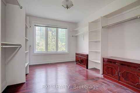 Photo 14 at 77 Silver Fox Place, Rural Vaughan, Vaughan