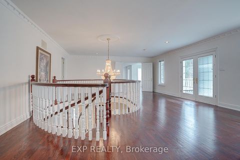 Photo 18 at 77 Silver Fox Place, Rural Vaughan, Vaughan
