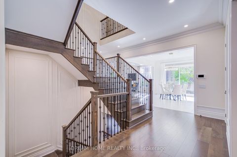 Photo 11 at 140 Lady Jessica Drive, Patterson, Vaughan