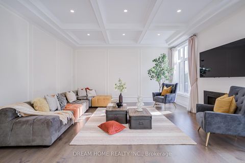 Photo 13 at 140 Lady Jessica Drive, Patterson, Vaughan