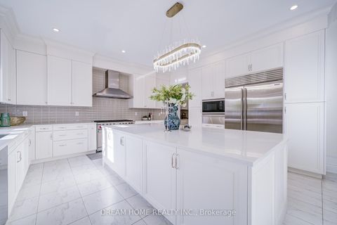 Photo 21 at 140 Lady Jessica Drive, Patterson, Vaughan