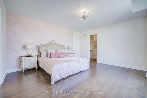 Photo 33 at 140 Lady Jessica Drive, Patterson, Vaughan