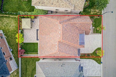 Photo 49 at 140 Lady Jessica Drive, Patterson, Vaughan