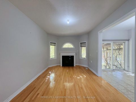 Photo 4 at 86 Andes Crescent, Vellore Village, Vaughan Photo 4 at 86 Andes Crescent, Vellore Village, Vaughan