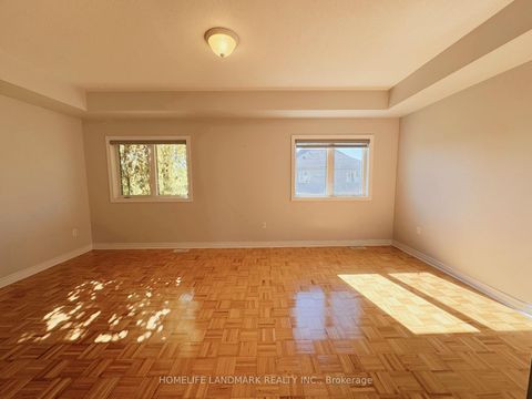 Photo 9 at 86 Andes Crescent, Vellore Village, Vaughan