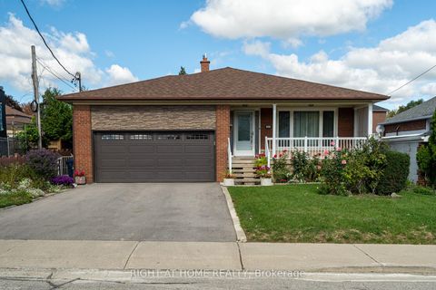 Photo 0 at 1012 Castlefield Avenue, Belgravia, Toronto
