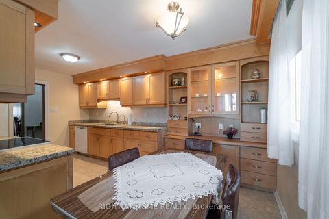 Photo 10 at 1012 Castlefield Avenue, Belgravia, Toronto