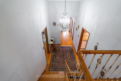 Photo 13 at 1012 Castlefield Avenue, Belgravia, Toronto