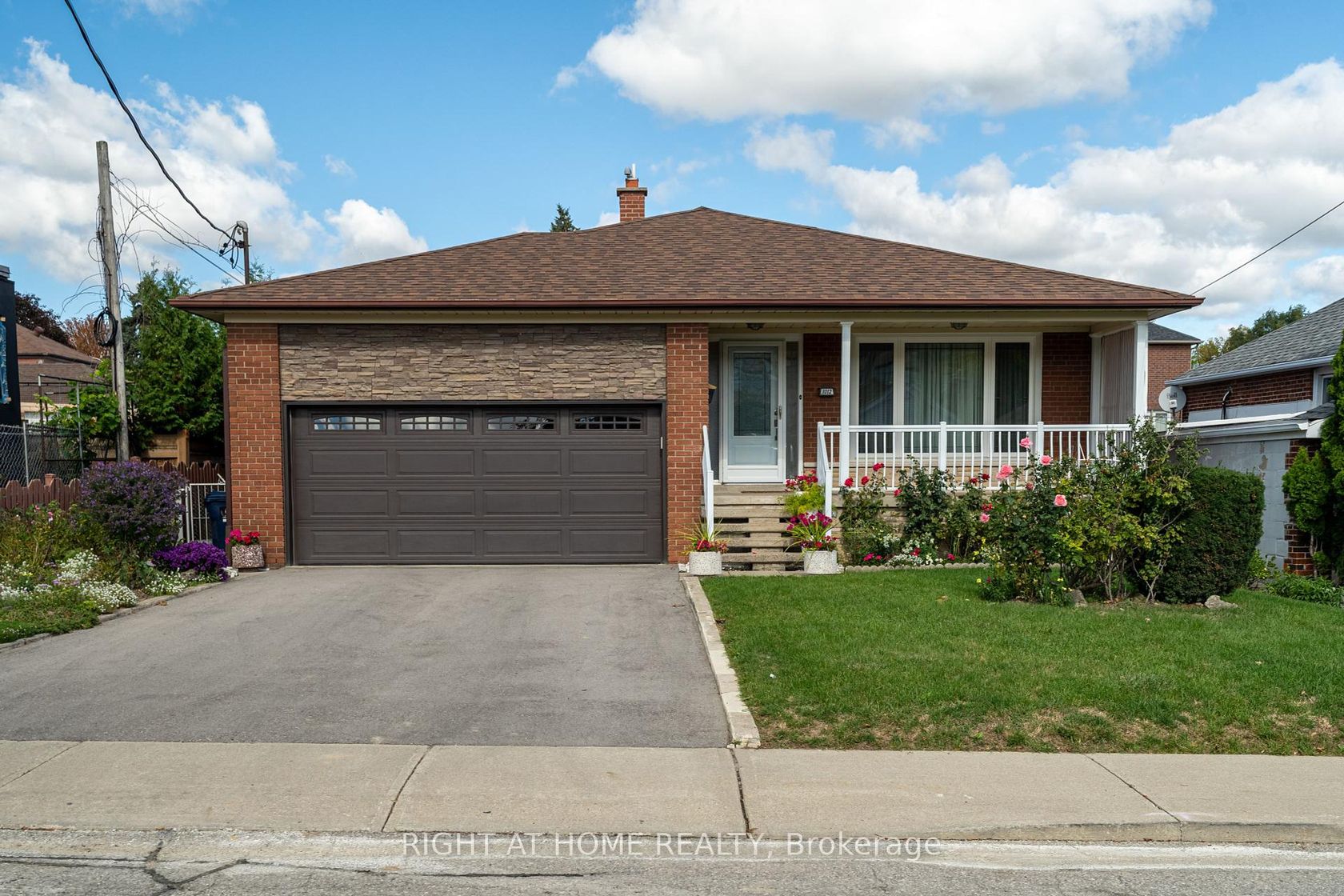 Photo 0 at 1012 Castlefield Avenue, Belgravia, Toronto Photo 0 at 1012 Castlefield Avenue, Belgravia, Toronto