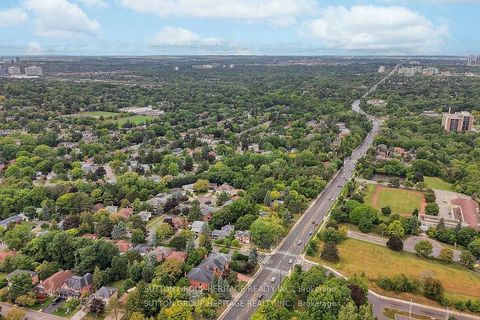 Photo 48 at 17 Brenham Crescent, Newtonbrook East, Toronto