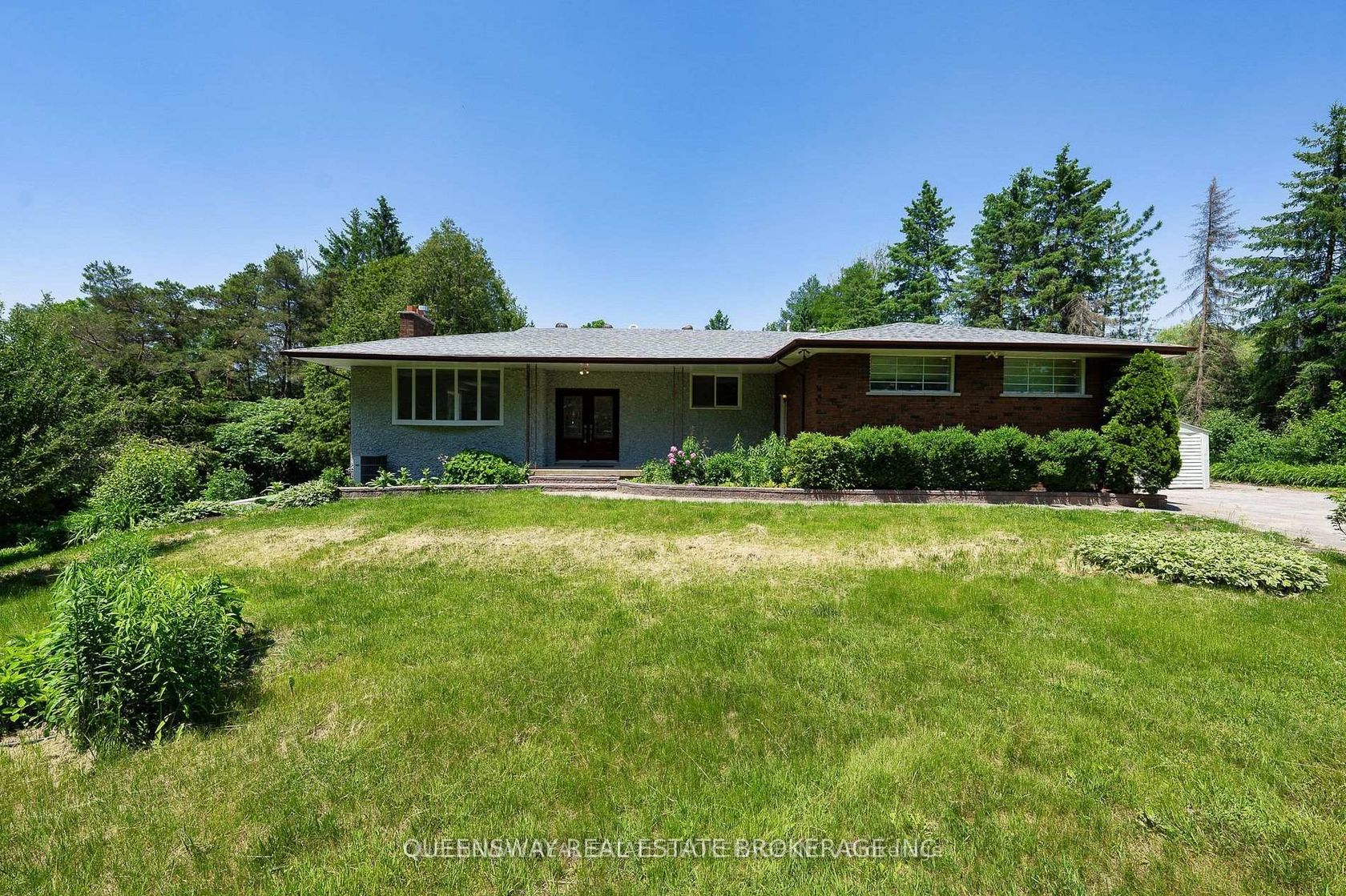 1268 15th Side Road, Rural King, King 