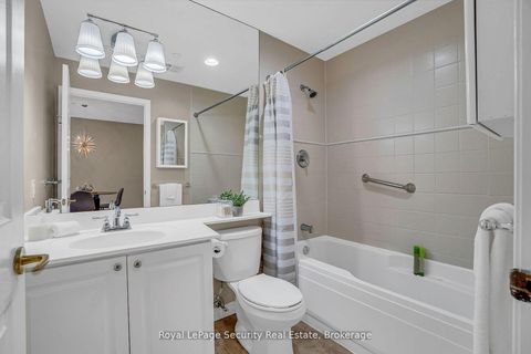 Photo 22 at 403 - 980 Yonge Street, Annex, Toronto