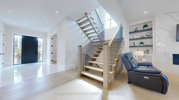 Photo 21 at 212 Southview Road, WO West, Oakville