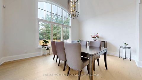 Photo 4 at 212 Southview Road, WO West, Oakville