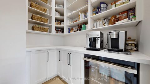 Photo 15 at 212 Southview Road, WO West, Oakville