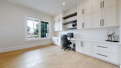 Photo 16 at 212 Southview Road, WO West, Oakville