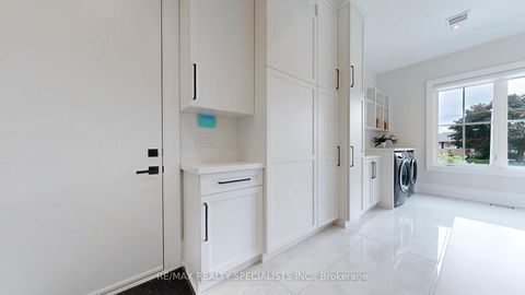 Photo 18 at 212 Southview Road, WO West, Oakville