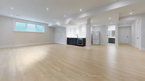 Photo 31 at 212 Southview Road, WO West, Oakville