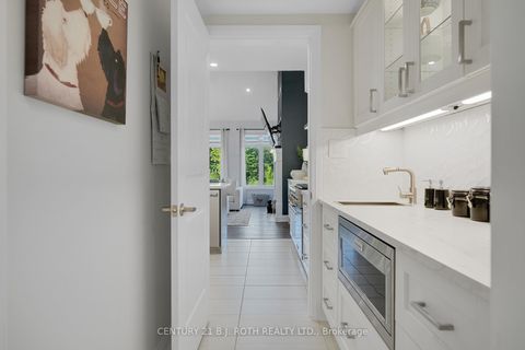 Photo 8 at 99 FRANKLIN Trail, Holly, Barrie