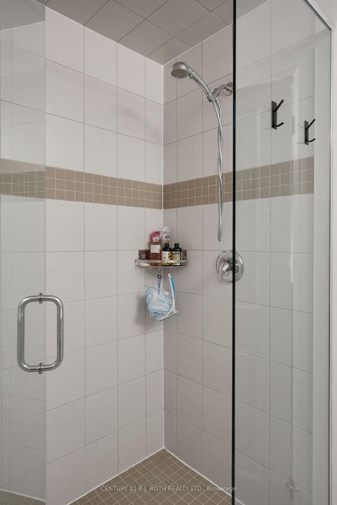 Photo 31 at 99 FRANKLIN Trail, Holly, Barrie