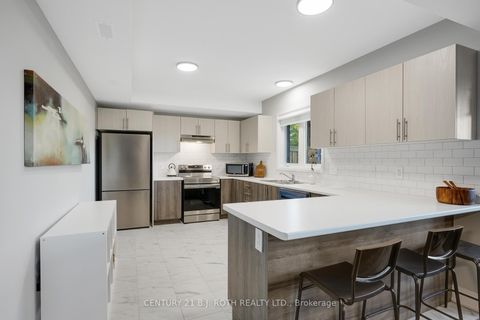 Photo 35 at 99 FRANKLIN Trail, Holly, Barrie