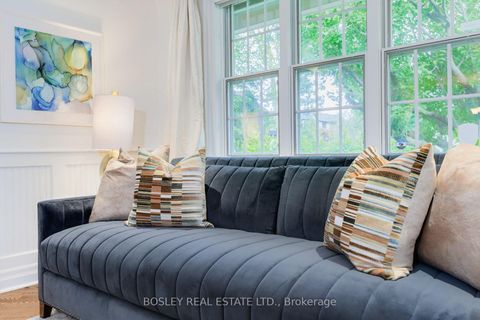 Photo 6 at 112 Brentcliffe Road, Leaside, Toronto