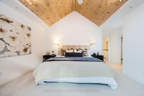 Photo 17 at 112 Brentcliffe Road, Leaside, Toronto