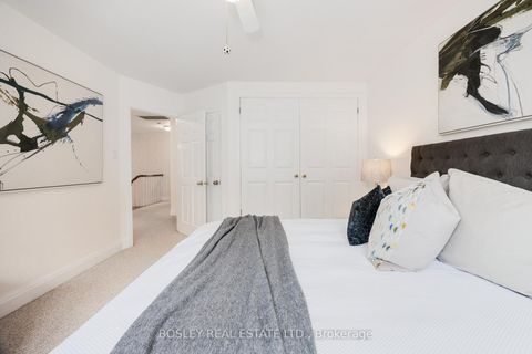 Photo 25 at 112 Brentcliffe Road, Leaside, Toronto